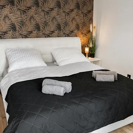 Sienkiewicza Centrum アパート グニェズノ